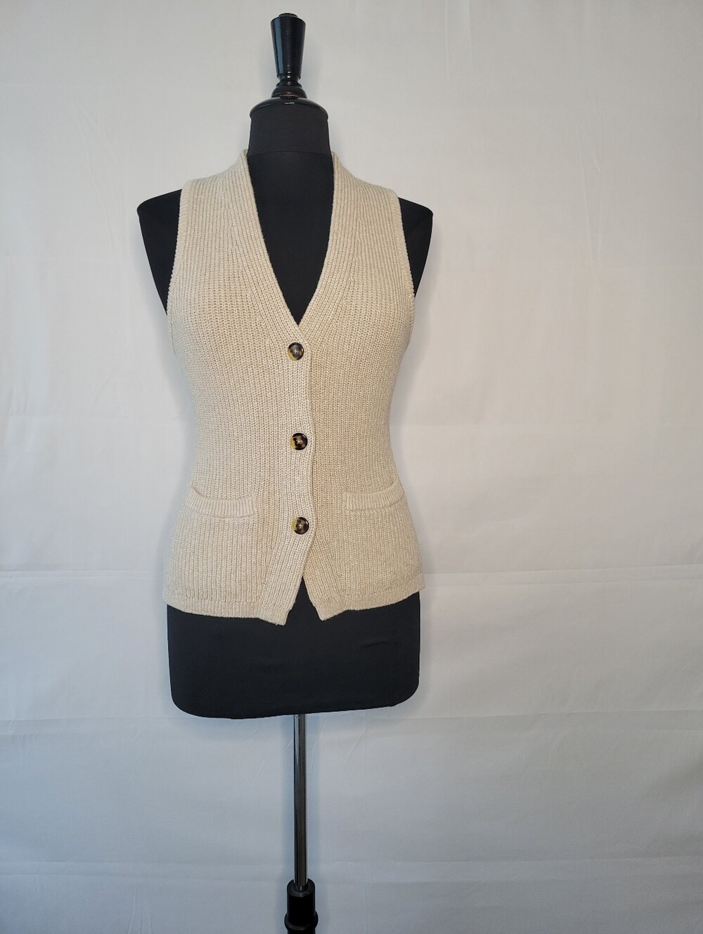 White + Warren Cotton Linen Ribbed Sweater Vest